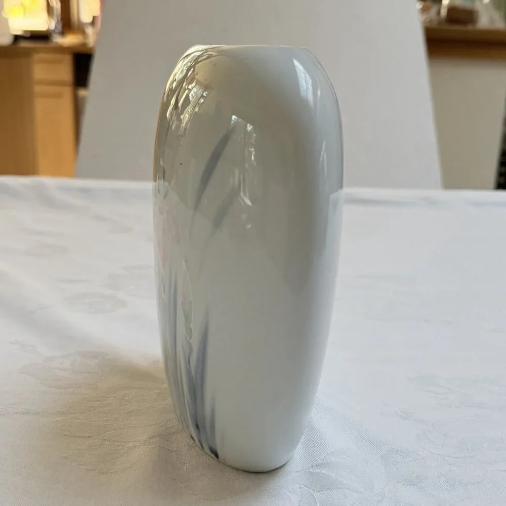 Japanese Porcelain Hand Painted Blue Pink Iris Flowers White Decor Floral Vase